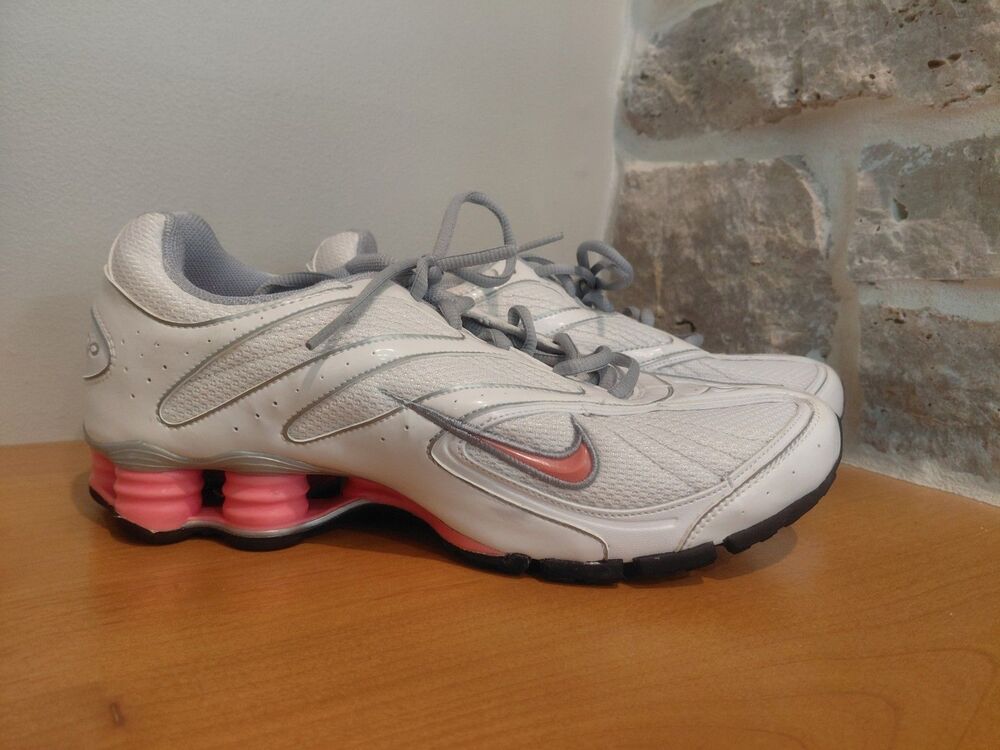 Nike Womens Shox Reveal II 327031 101  White/ Black/ Pink Blast Women's Size 8.5